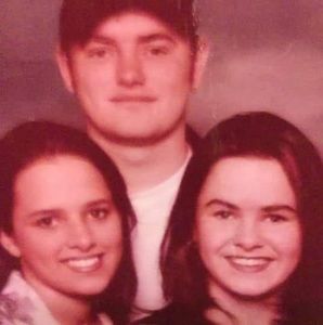 Meet your Posher, Ava